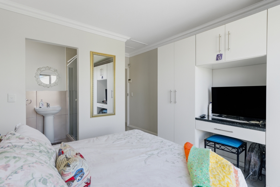 3 Bedroom Property for Sale in Southfork Western Cape